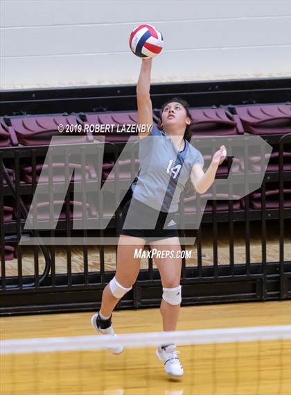Thumbnail 2 in Brandeis vs. Steele photogallery.