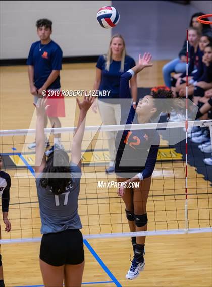 Thumbnail 1 in Brandeis vs. Steele photogallery.