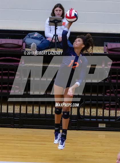 Thumbnail 1 in Brandeis vs. Steele photogallery.