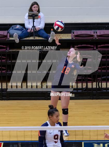 Thumbnail 3 in Brandeis vs. Steele photogallery.