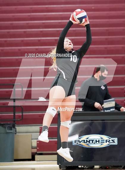 Thumbnail 2 in New Caney @ A&M Consolidated photogallery.