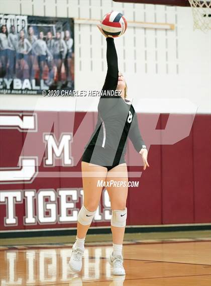 Thumbnail 3 in New Caney @ A&M Consolidated photogallery.
