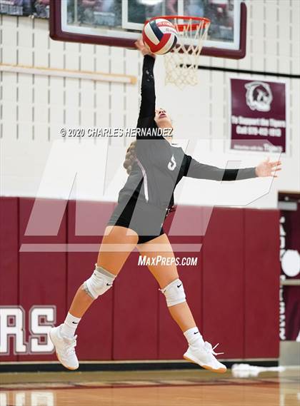 Thumbnail 3 in New Caney @ A&M Consolidated photogallery.