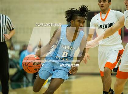 Thumbnail 2 in Vista PEAK Prep vs. Lakewood photogallery.