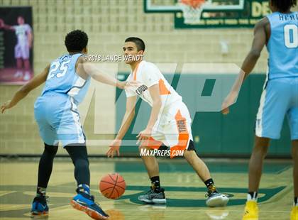 Thumbnail 2 in Vista PEAK Prep vs. Lakewood photogallery.