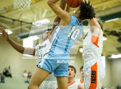 Thumbnail 2 in Vista PEAK Prep vs. Lakewood photogallery.