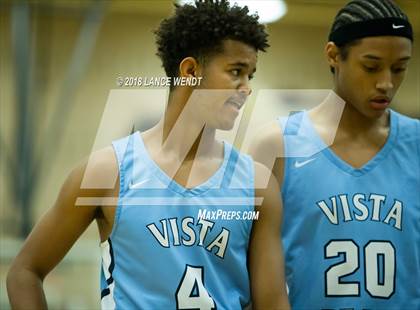 Thumbnail 1 in Vista PEAK Prep vs. Lakewood photogallery.