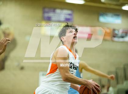Thumbnail 3 in Vista PEAK Prep vs. Lakewood photogallery.