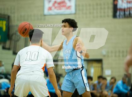 Thumbnail 3 in Vista PEAK Prep vs. Lakewood photogallery.