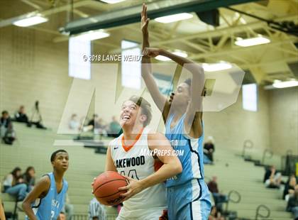 Thumbnail 2 in Vista PEAK Prep vs. Lakewood photogallery.