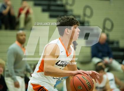 Thumbnail 2 in Vista PEAK Prep vs. Lakewood photogallery.