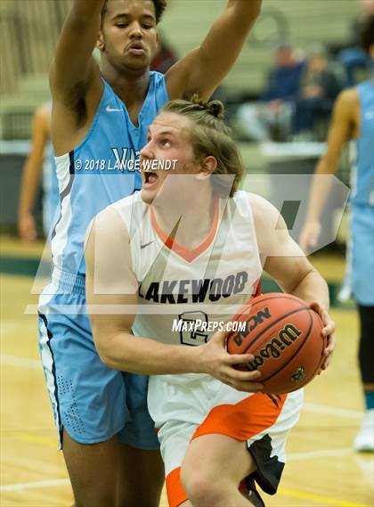 Thumbnail 1 in Vista PEAK Prep vs. Lakewood photogallery.