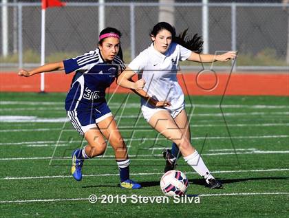 Thumbnail 2 in JV: San Dieguito Academy @ San Marcos photogallery.