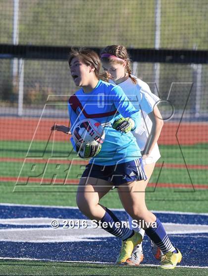 Thumbnail 3 in JV: San Dieguito Academy @ San Marcos photogallery.