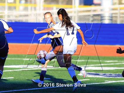 Thumbnail 3 in JV: San Dieguito Academy @ San Marcos photogallery.