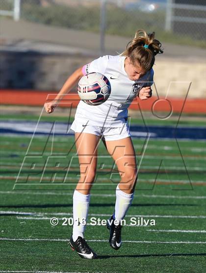 Thumbnail 2 in JV: San Dieguito Academy @ San Marcos photogallery.