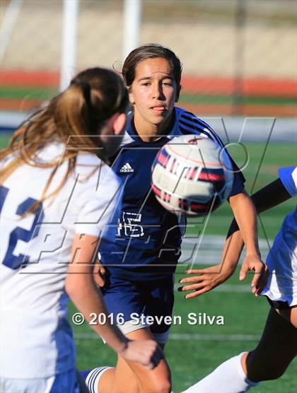 Thumbnail 2 in JV: San Dieguito Academy @ San Marcos photogallery.