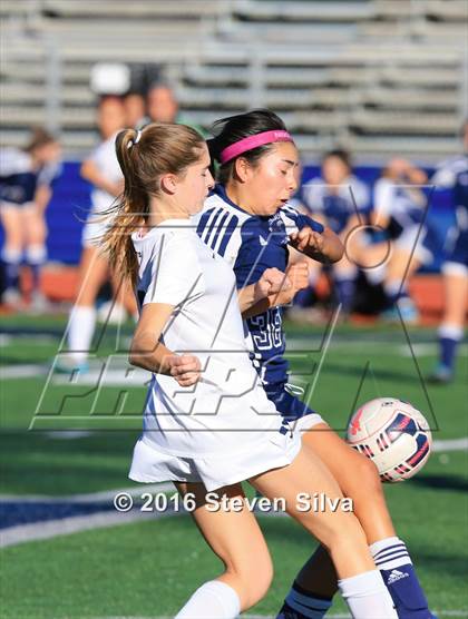 Thumbnail 2 in JV: San Dieguito Academy @ San Marcos photogallery.