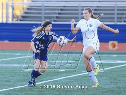 Thumbnail 3 in JV: San Dieguito Academy @ San Marcos photogallery.
