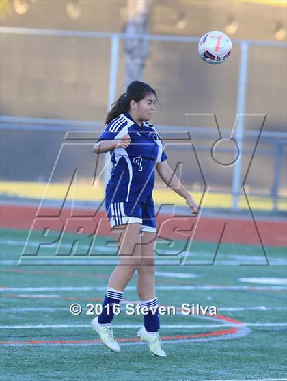 Thumbnail 1 in JV: San Dieguito Academy @ San Marcos photogallery.
