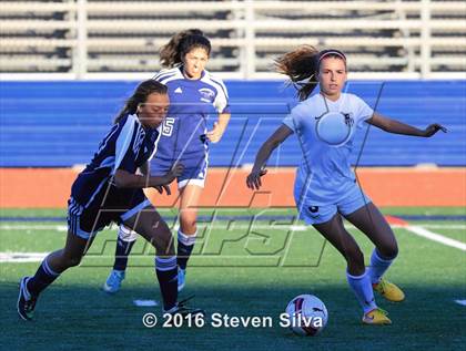 Thumbnail 2 in JV: San Dieguito Academy @ San Marcos photogallery.