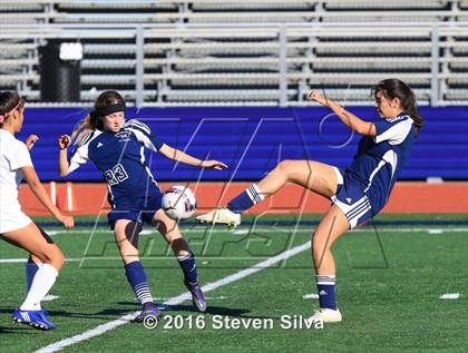 Thumbnail 2 in JV: San Dieguito Academy @ San Marcos photogallery.