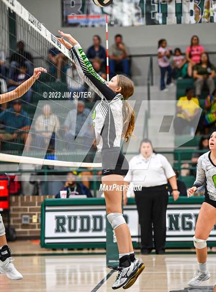 Thumbnail 2 in Rudder vs College Station photogallery.