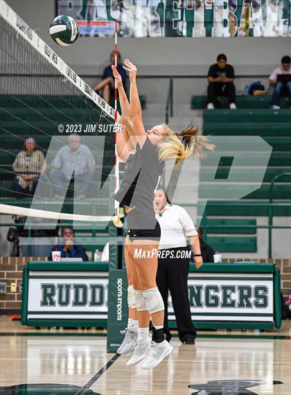 Thumbnail 2 in Rudder vs College Station photogallery.