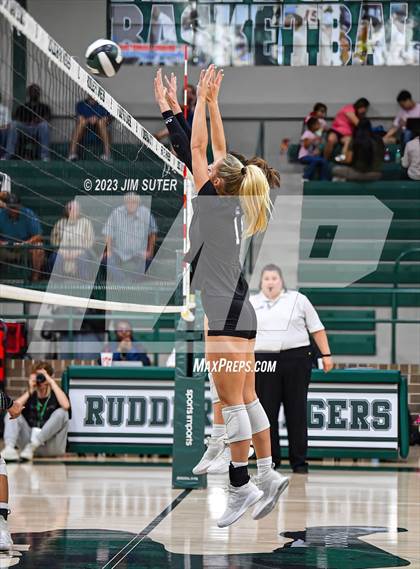 Thumbnail 3 in Rudder vs College Station photogallery.