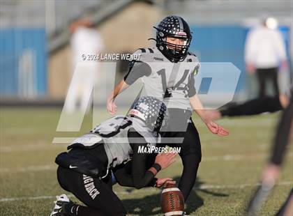 Thumbnail 2 in Windsor @ Pomona (CHSAA 3A Quarter Final) photogallery.