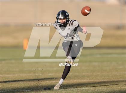 Thumbnail 1 in Windsor @ Pomona (CHSAA 3A Quarter Final) photogallery.