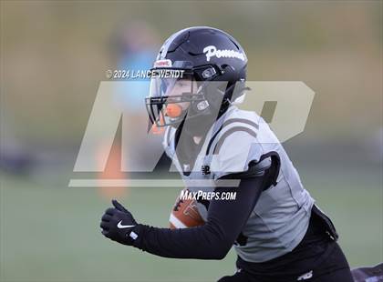 Thumbnail 2 in Windsor @ Pomona (CHSAA 3A Quarter Final) photogallery.
