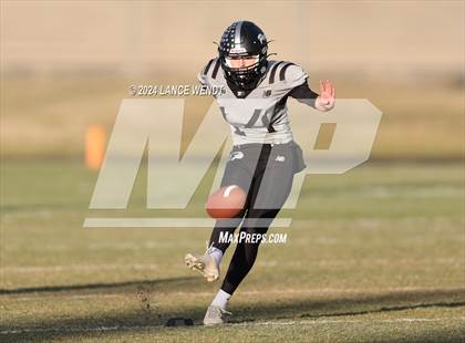 Thumbnail 3 in Windsor @ Pomona (CHSAA 3A Quarter Final) photogallery.