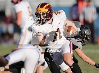 Thumbnail 1 in Windsor @ Pomona (CHSAA 3A Quarter Final) photogallery.