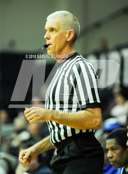 Thumbnail 3 in Modesto Christian vs. Salesian College Preparatory (MaxPreps MLK Classic) photogallery.