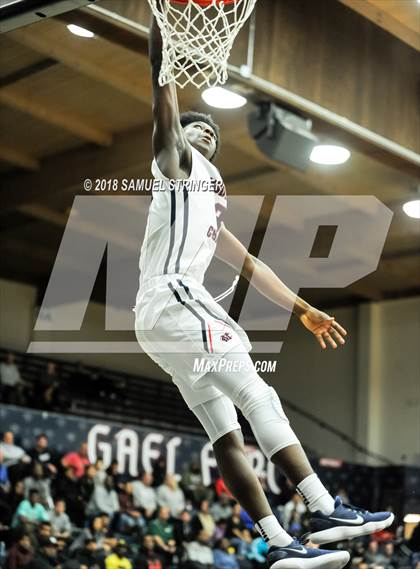 Thumbnail 2 in Modesto Christian vs. Salesian College Preparatory (MaxPreps MLK Classic) photogallery.