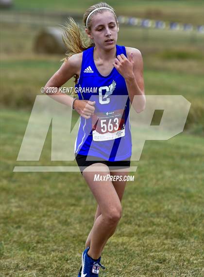 Thumbnail 3 in Nike Valley Twilight Girls JV Invitational photogallery.
