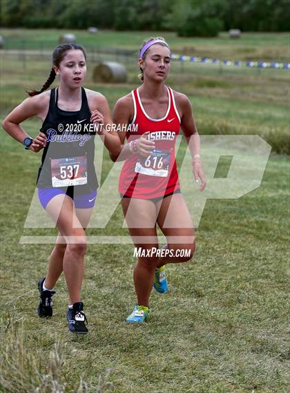 Thumbnail 2 in Nike Valley Twilight Girls JV Invitational photogallery.