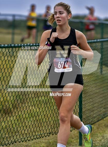 Thumbnail 1 in Nike Valley Twilight Girls JV Invitational photogallery.