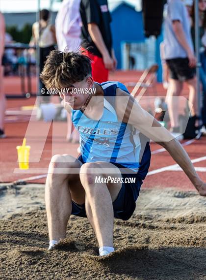 Thumbnail 3 in Rob Allen Twilight Invitational (Triple Jump) photogallery.