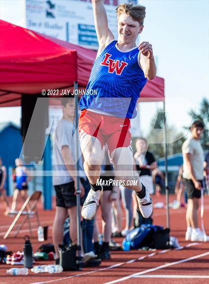 Thumbnail 3 in Rob Allen Twilight Invitational (Triple Jump) photogallery.