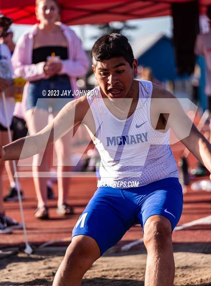 Thumbnail 3 in Rob Allen Twilight Invitational (Triple Jump) photogallery.