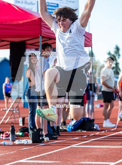 Thumbnail 2 in Rob Allen Twilight Invitational (Triple Jump) photogallery.