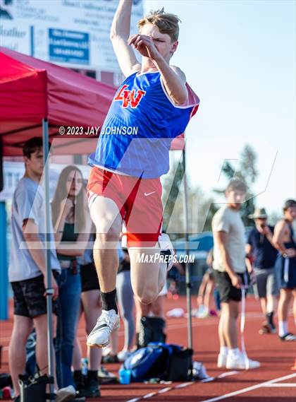 Thumbnail 2 in Rob Allen Twilight Invitational (Triple Jump) photogallery.