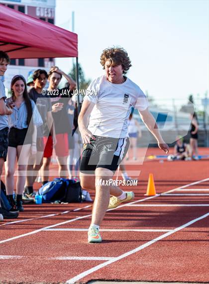 Thumbnail 3 in Rob Allen Twilight Invitational (Triple Jump) photogallery.