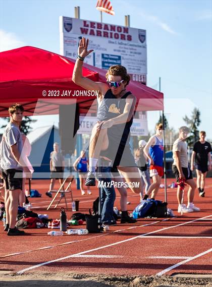 Thumbnail 3 in Rob Allen Twilight Invitational (Triple Jump) photogallery.