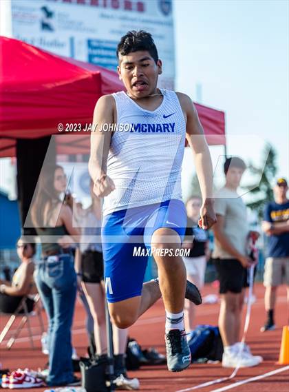 Thumbnail 2 in Rob Allen Twilight Invitational (Triple Jump) photogallery.