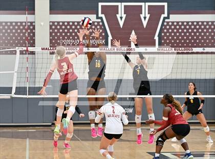 Thumbnail 3 in Klein Oak vs. Cypress Woods (Waller ISD Tournament) photogallery.
