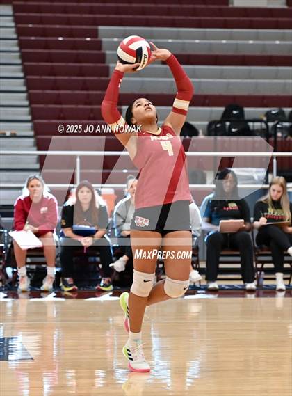 Thumbnail 3 in Klein Oak vs. Cypress Woods (Waller ISD Tournament) photogallery.