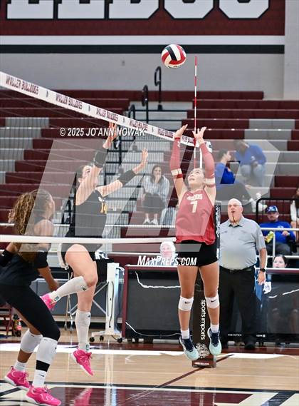 Thumbnail 2 in Klein Oak vs. Cypress Woods (Waller ISD Tournament) photogallery.